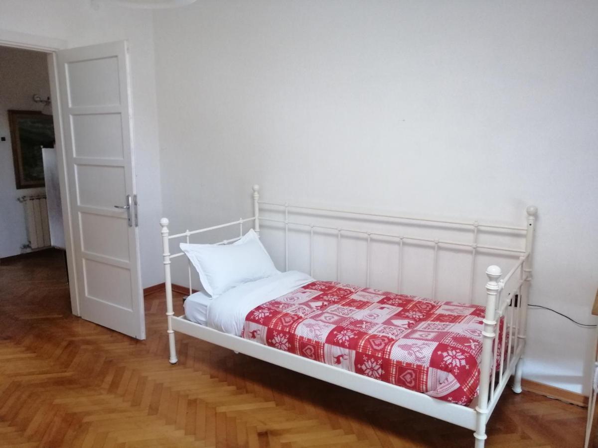Apartment Kandler - Spacious And Confortable Trieste Ngoại thất bức ảnh
